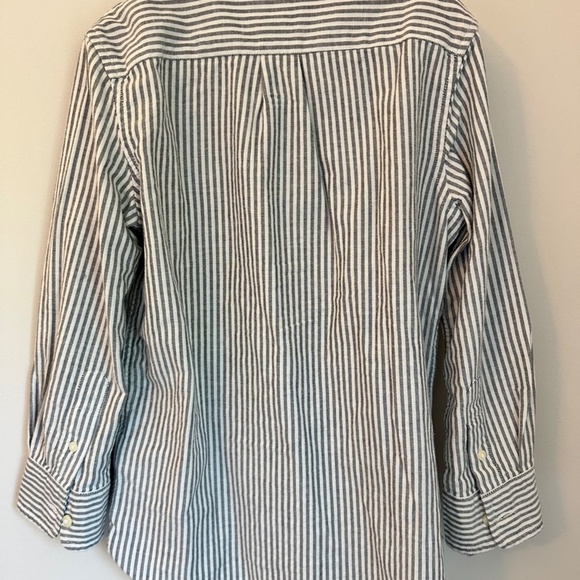 Gap Boys Dark Gray & White Striped Button-Down Shirt — Size S (6–7) - Picture 3 of 3